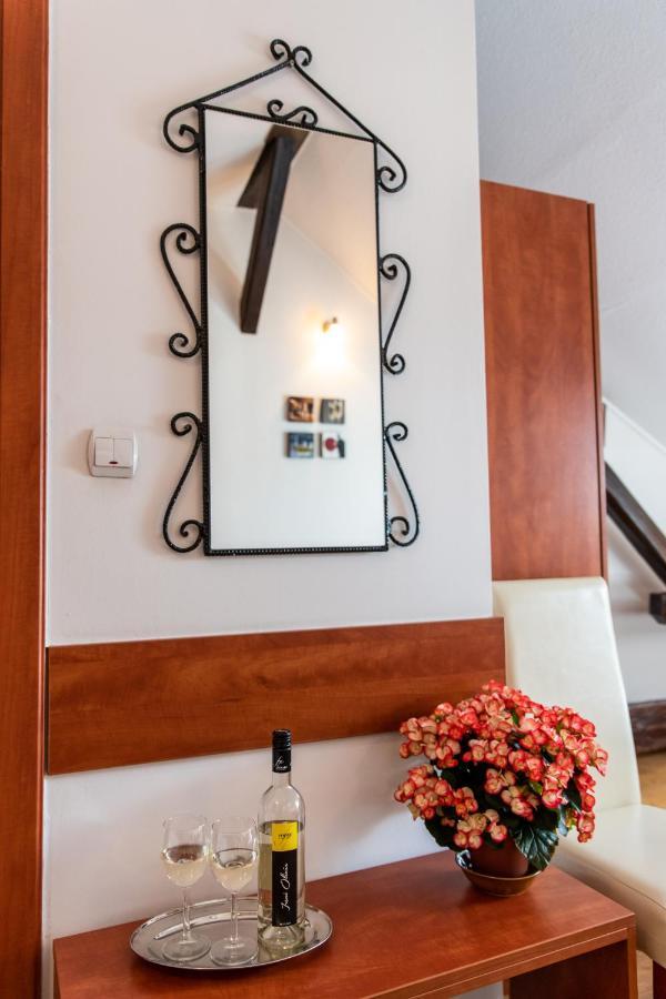 Fenyes Vinorium Bed & Breakfast Sopron Luaran gambar
