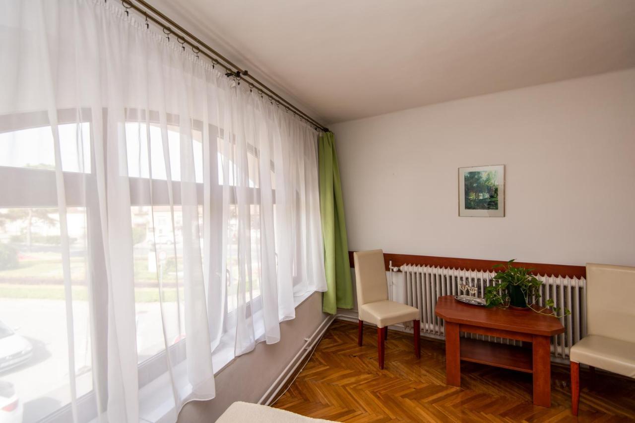 Fenyes Vinorium Bed & Breakfast Sopron Luaran gambar