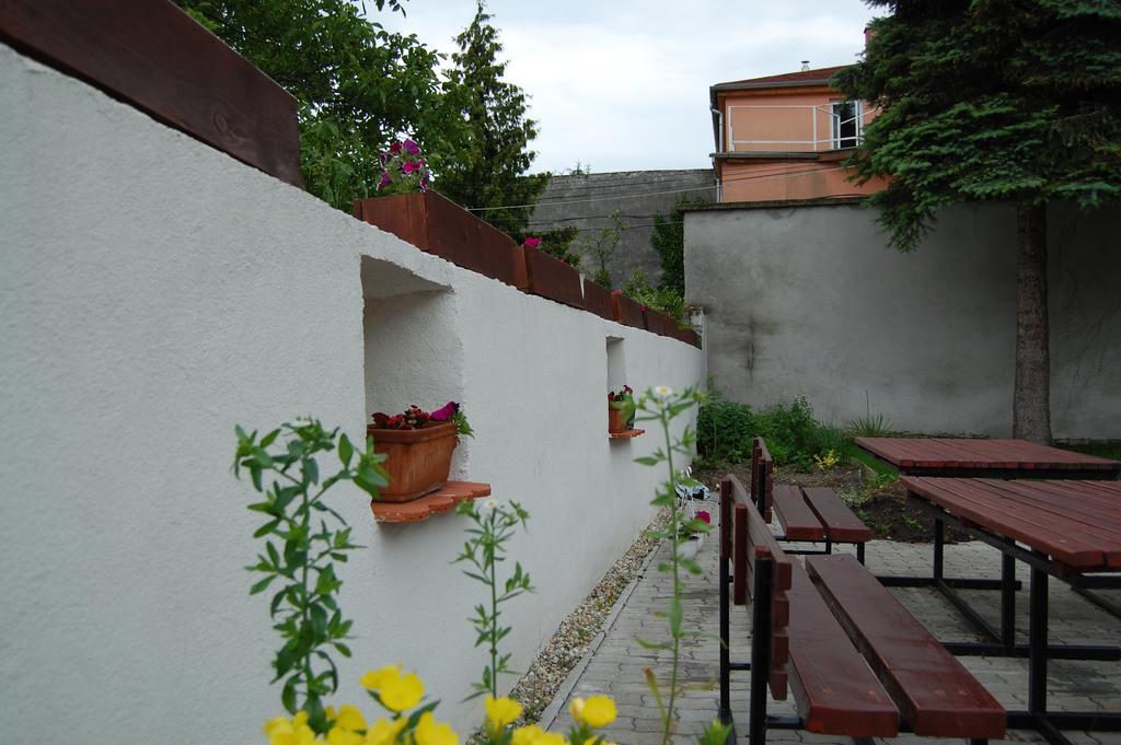 Fenyes Vinorium Bed & Breakfast Sopron Luaran gambar